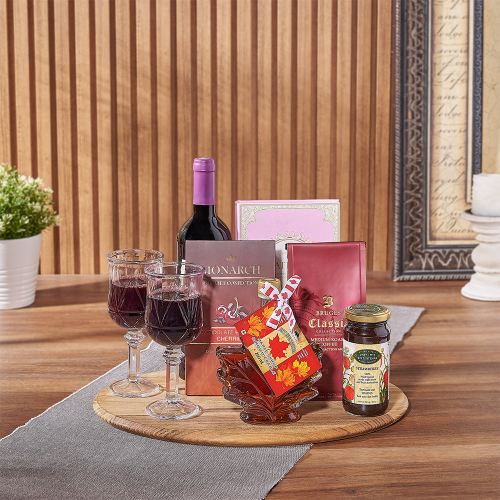 Kosher Wine Gift Basket with Board – how the gift is presented