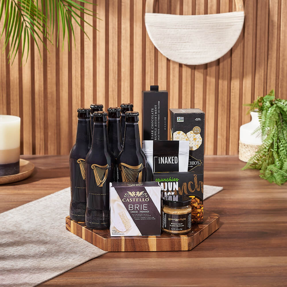 Gourmet Beer Gift Basket with Dark Chocolate and Brie – how the gift is presented