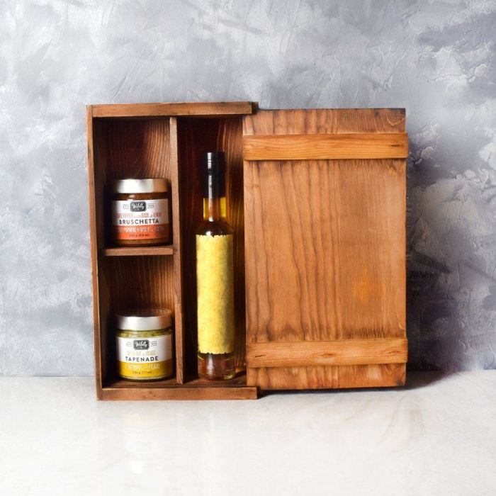 Tapenade and Olive Oil Gift Box – how the gift is presented