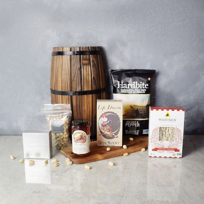 Monarch Chocolate and Snack Gift Basket – how the gift is presented