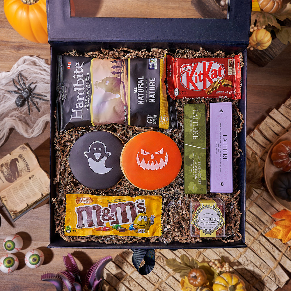 Halloween Gourmet Snack Gift Box – how the gift is presented