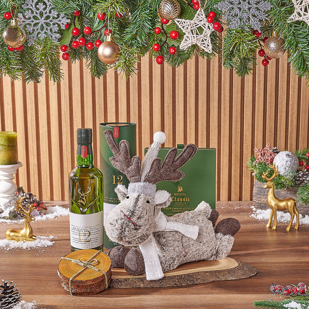 Holiday Liquor Basket with Whiskey – how the gift is presented