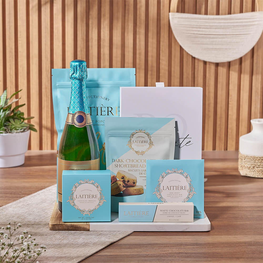 Sparkling Wine with Acacia Board – how the gift is presented