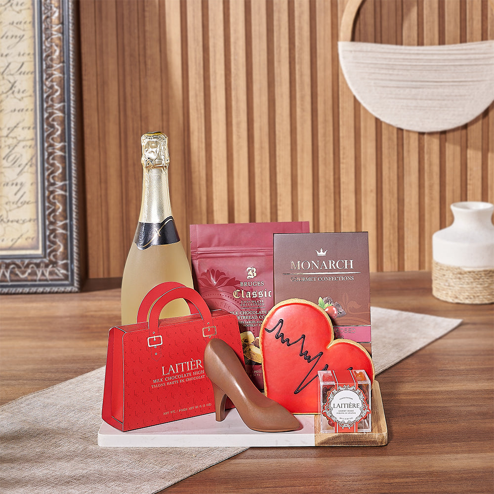 Sparkling Wine and Chocolate Valentine's Gift – how the gift is presented