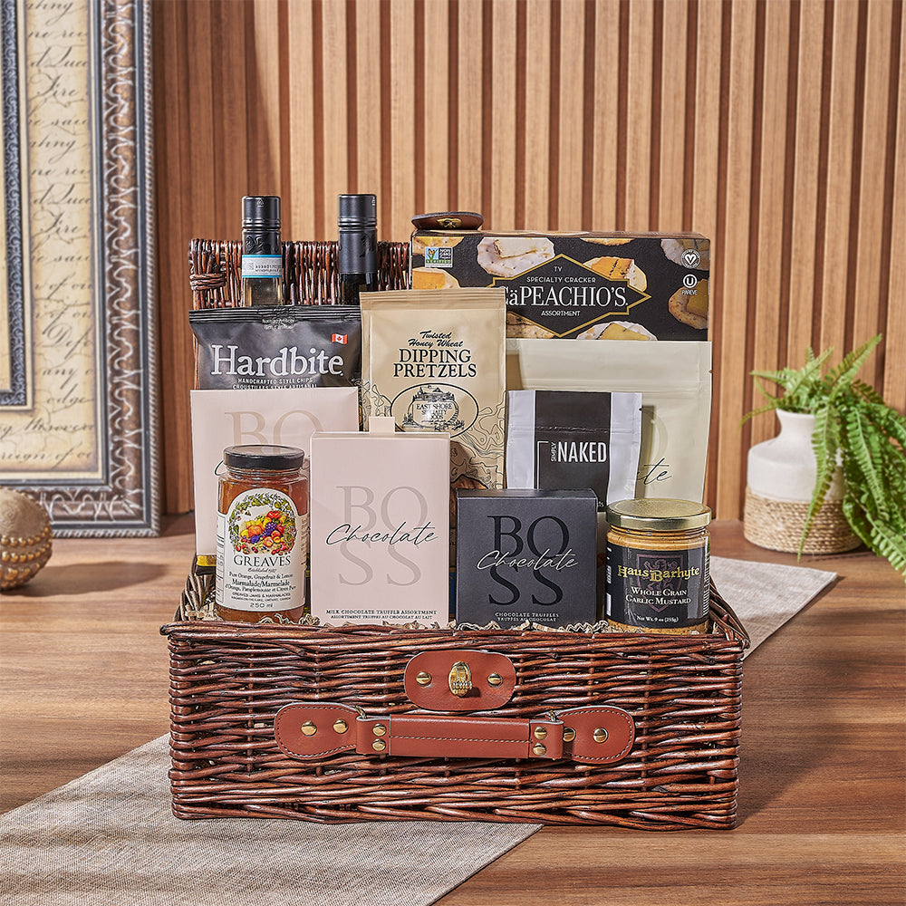 Two-Bottle Wine Gift Basket with Artisanal Cheese Straws – how the gift is presented