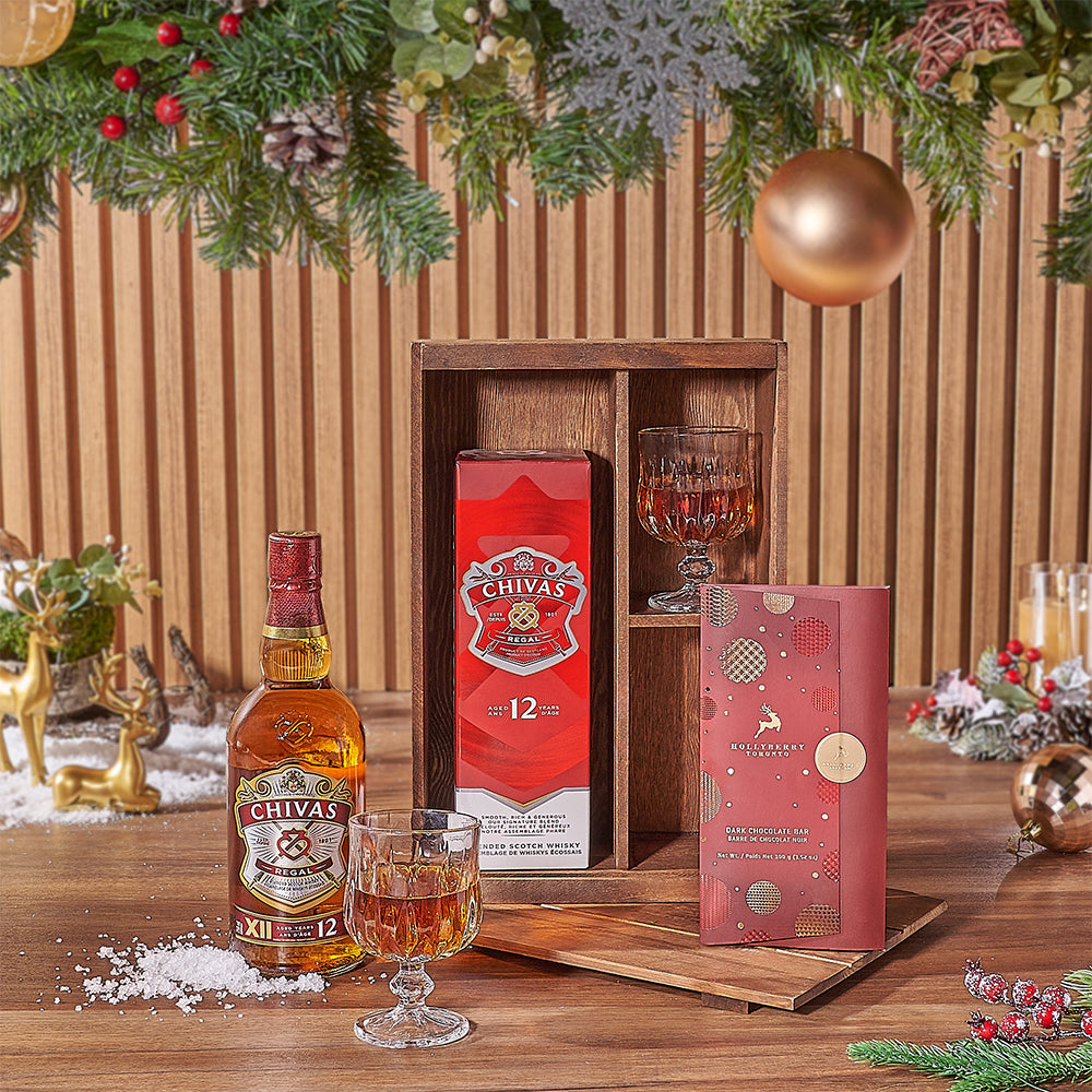 Wooden Decanter Box Whiskey Gift Set with Dark Chocolate for Christmas – how the gift is presented