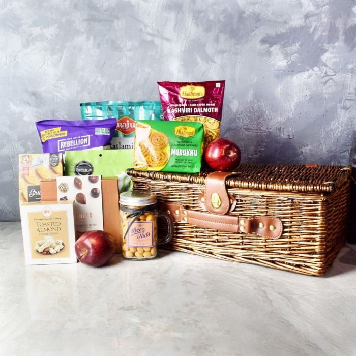 Diwali Snack Gift Basket – how the gift is presented