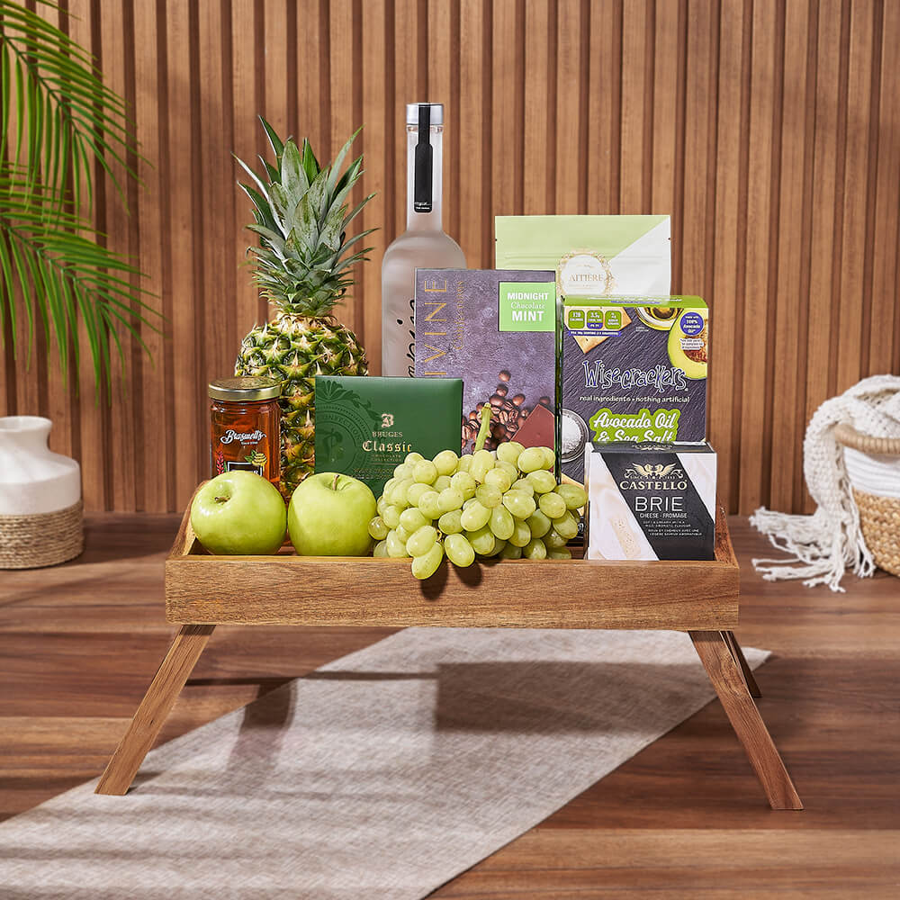 Fresh Fruits &amp; Liquor Gift Set – Chicago baskets – Chicago delivery