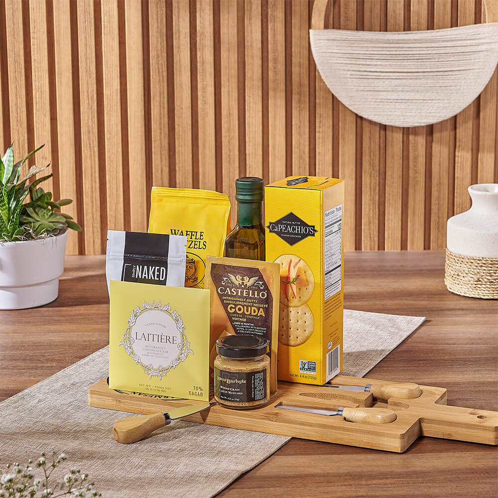 Artisan Cheese Board Gift – how the gift is presented