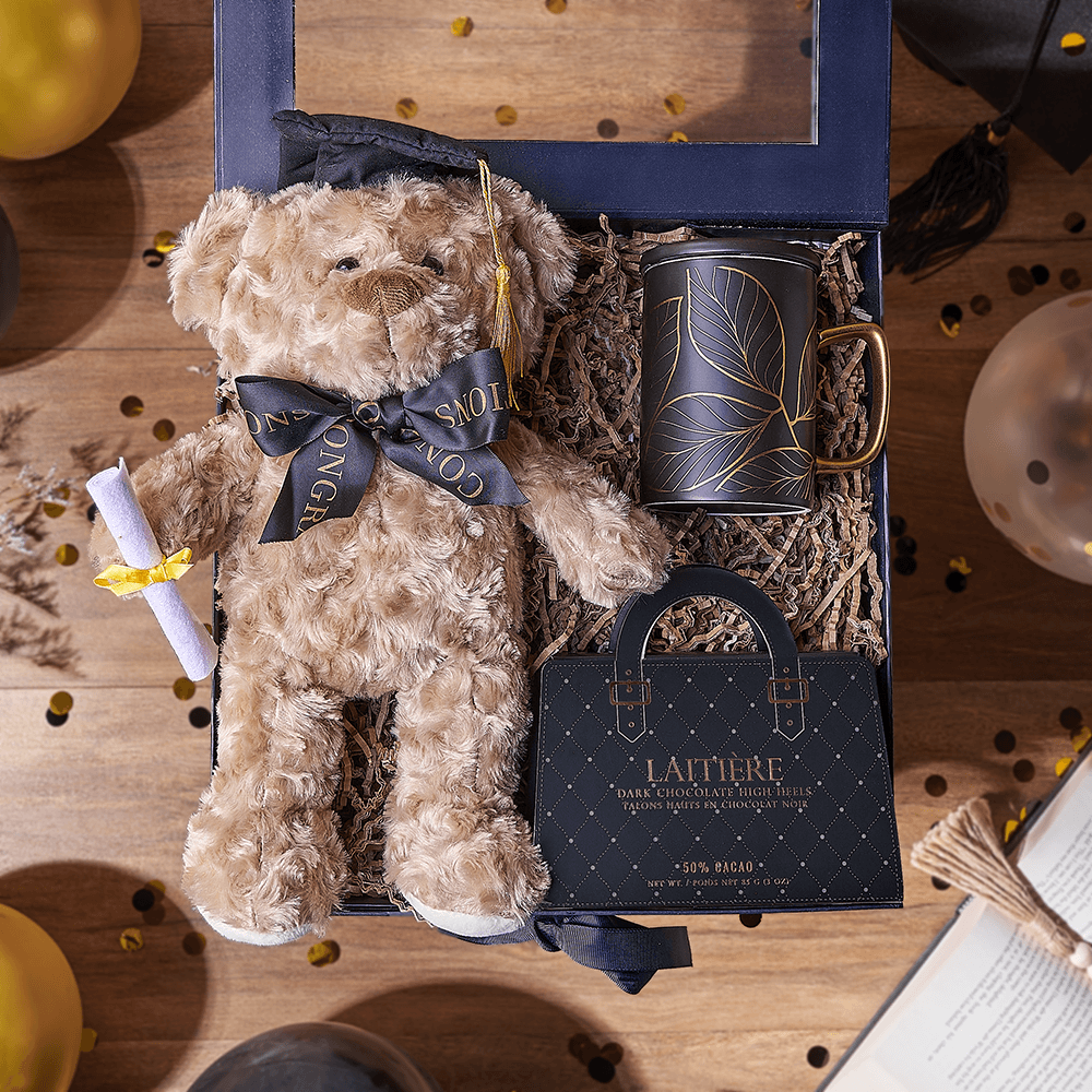 Graduation Bear and Chocolate Box – how the gift is presented