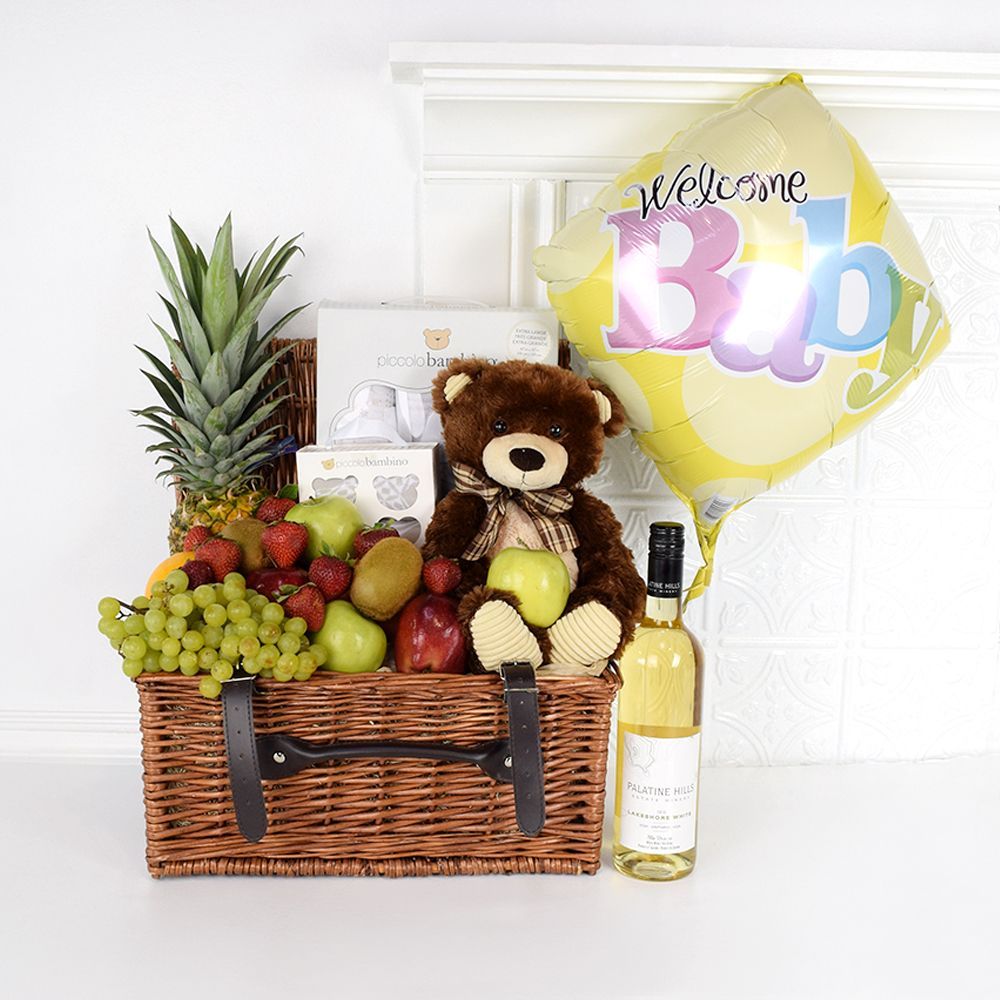 Wine and Apple Fruit Basket – how the gift is presented