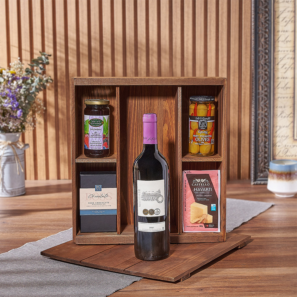 Kosher Wine and Cheese Box – how the gift is presented