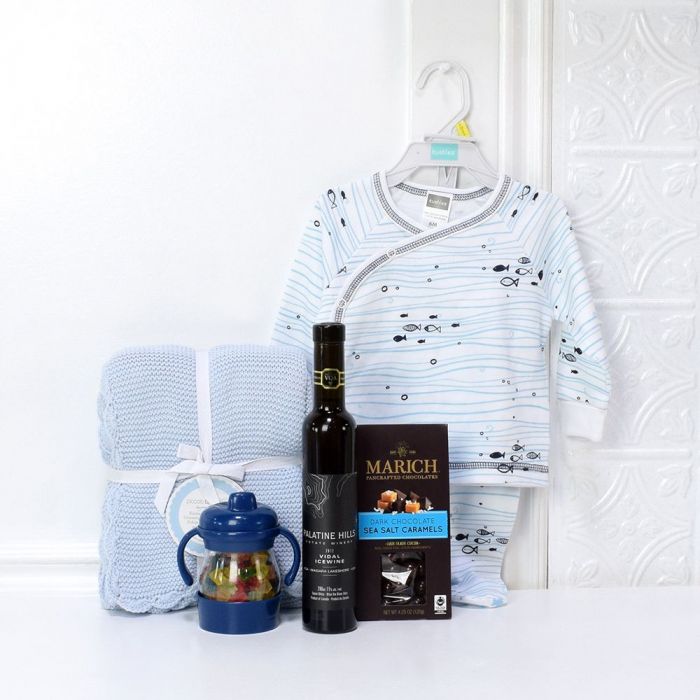 Wine Basket with Sea Salt Caramels – how the gift is presented