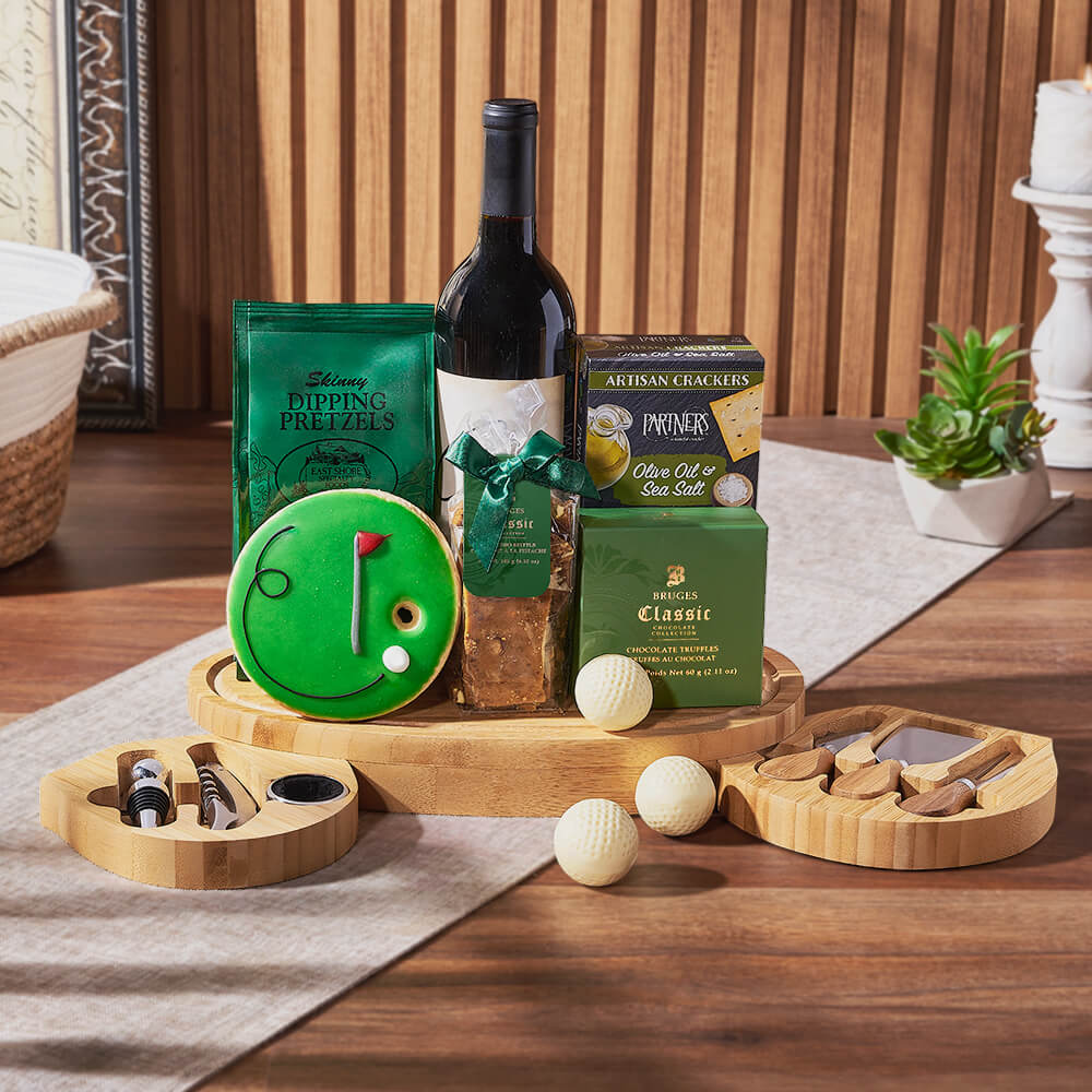 Luxury Wine and Golf Snack Basket – how the gift is presented