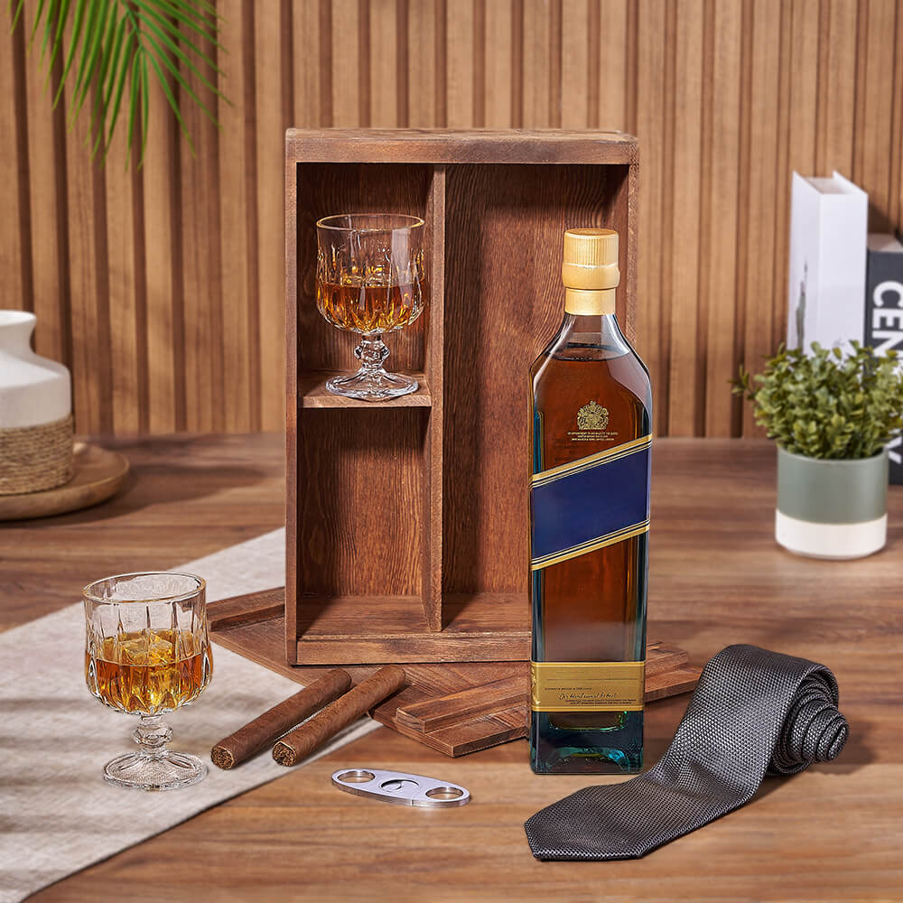 Whiskey Snifter and Cigar Box – how the gift is presented